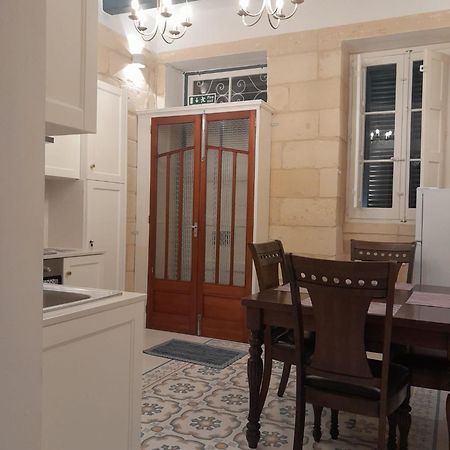 Charming Town House In Cospicua, Valperga Rooms Exterior foto