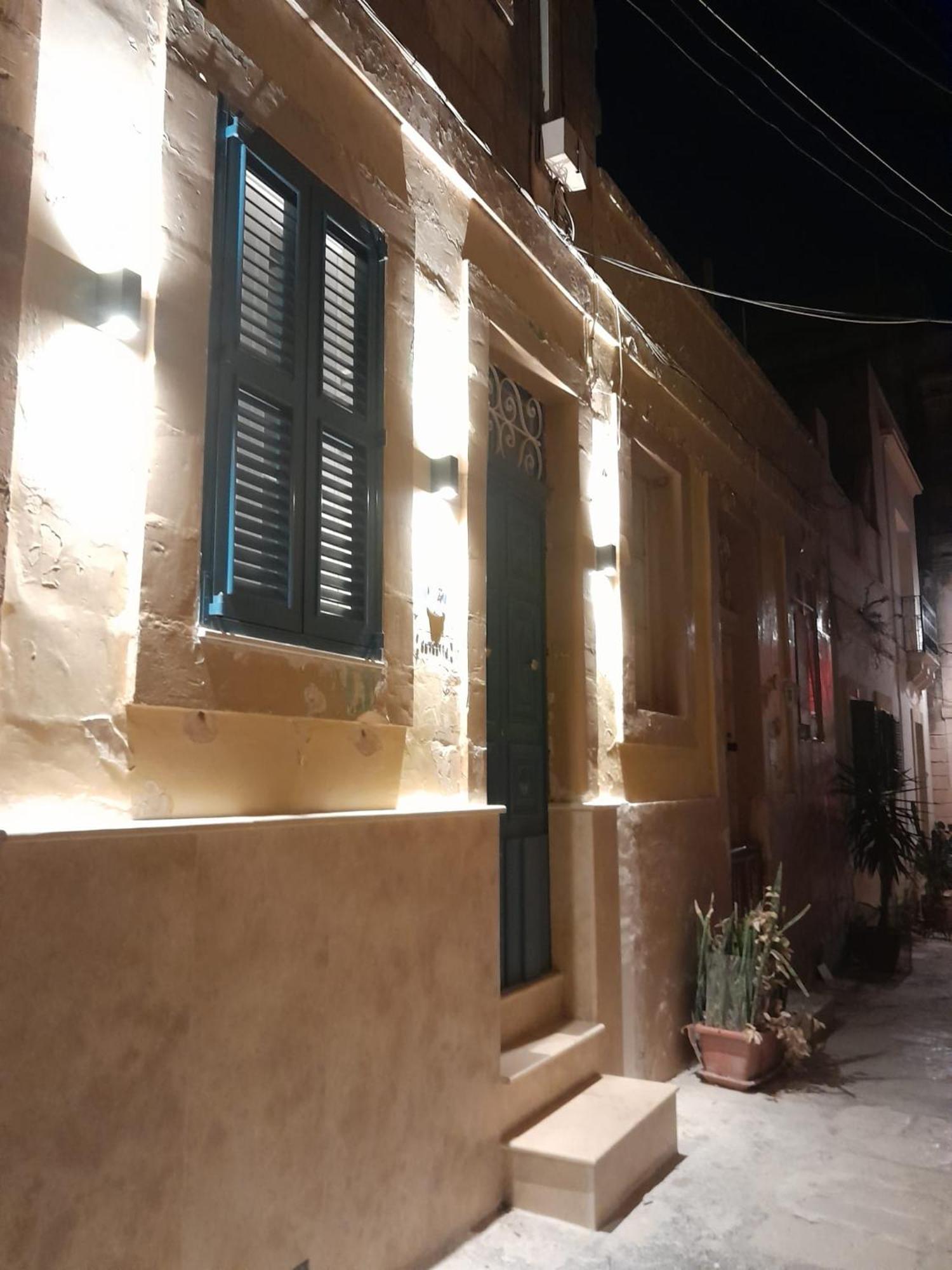 Charming Town House In Cospicua, Valperga Rooms Exterior foto