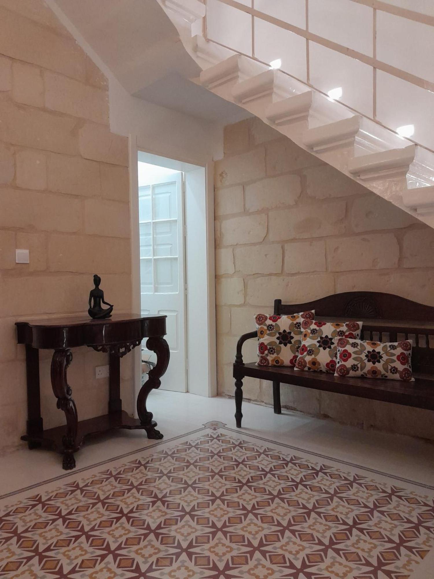Charming Town House In Cospicua, Valperga Rooms Exterior foto